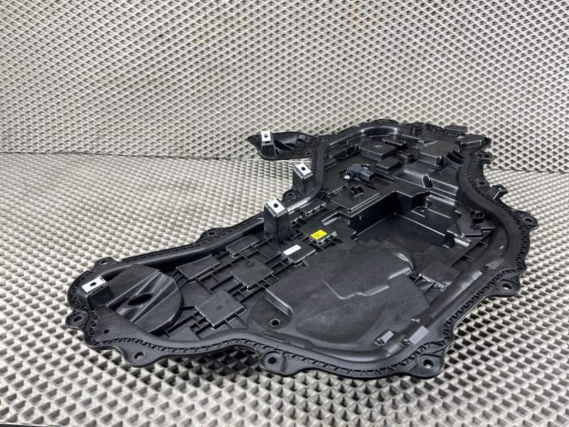 Панель двери Land Rover Range Rover Sport (L461, 2024г.)