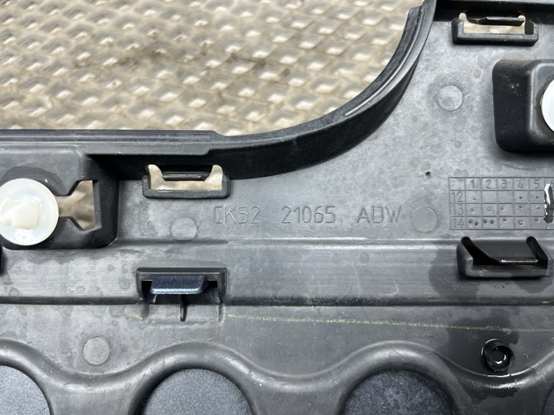 Молдинг двери Land Rover Range Rover (L405, 2019г.)