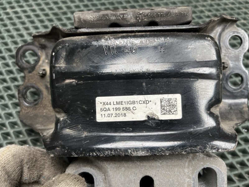 Подушка АКПП Volkswagen Tiguan (MK2, 2018г.)