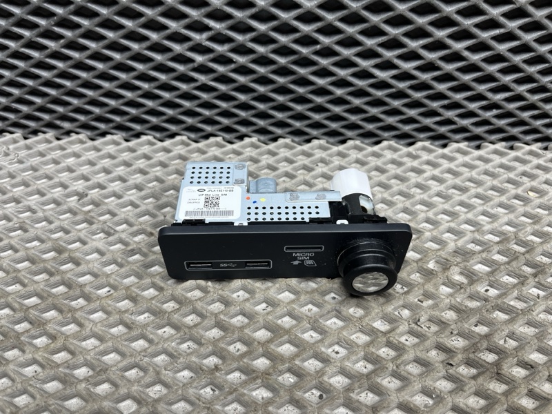 Блок HDMI SIM USB Land Rover Range Rover (L405, 2019г.)