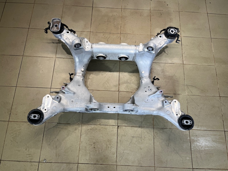 Подрамник Land Rover Range Rover Sport (L461, 2024г.)