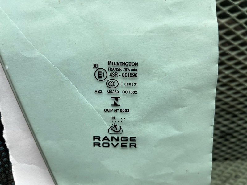 Стекло двери Land Rover Range Rover Sport (L494, 2014г.)
