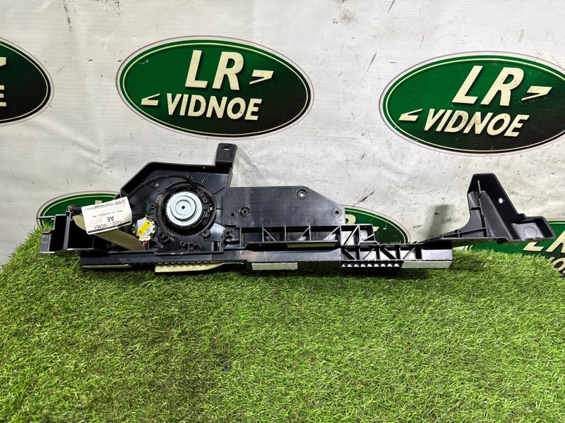 Кронштейн багажника под динамики Land Rover Range Rover (L405, 2020г.)