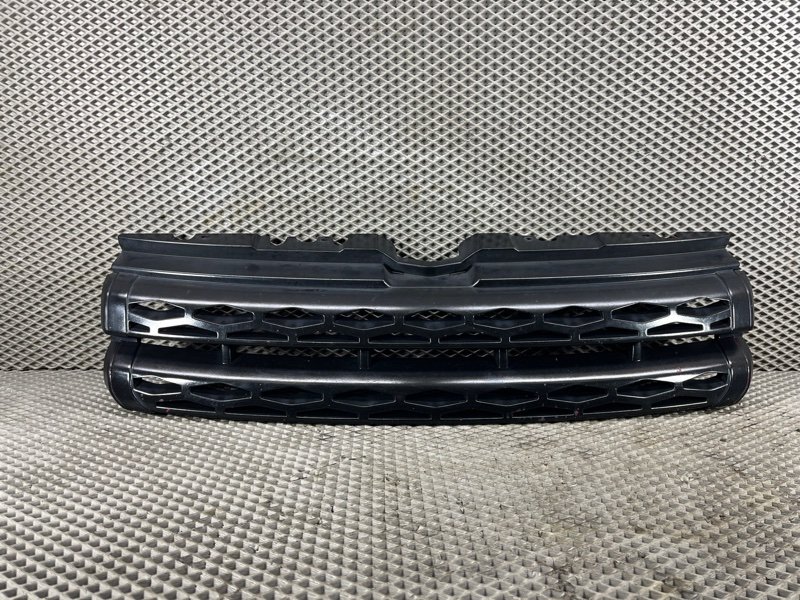 Решетка радиатора Land Rover Range Rover Evoque (L538, 2012г.)
