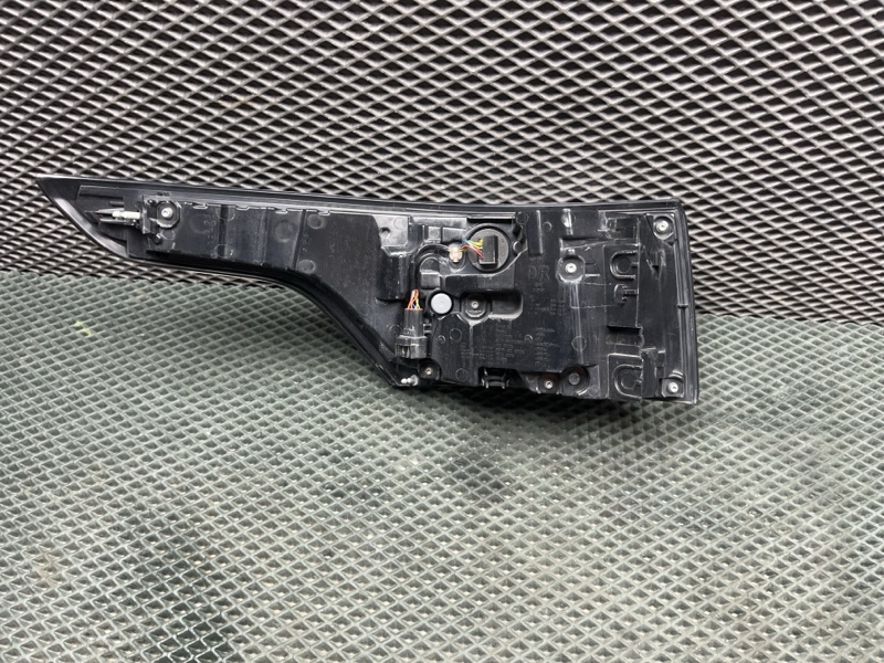 Фонарь Land Rover Range Rover Sport (L494, 2021г.)