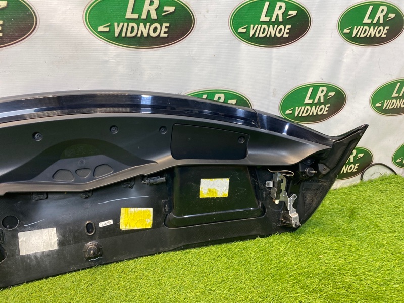 Спойлер крышки багажника Land Rover Range Rover Velar (L560, 2018г.)