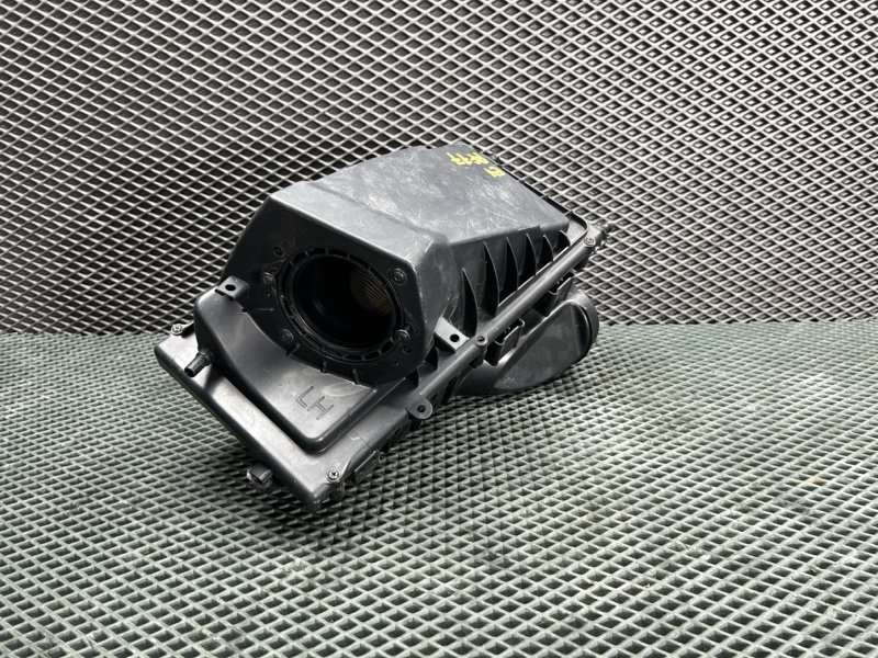 Корпус воздушного фильтра Land Rover Range Rover Sport (L494, 2015г.)
