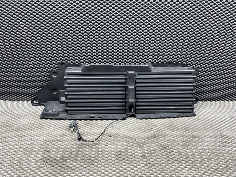 Дефлектор радиатора жалюзи Land Rover Range Rover (L405, 2019г.)