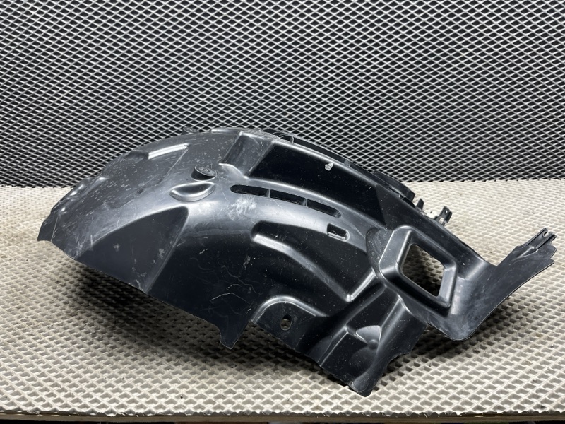 Подкрылок Land Rover Range Rover Sport (L494, 2020г.)