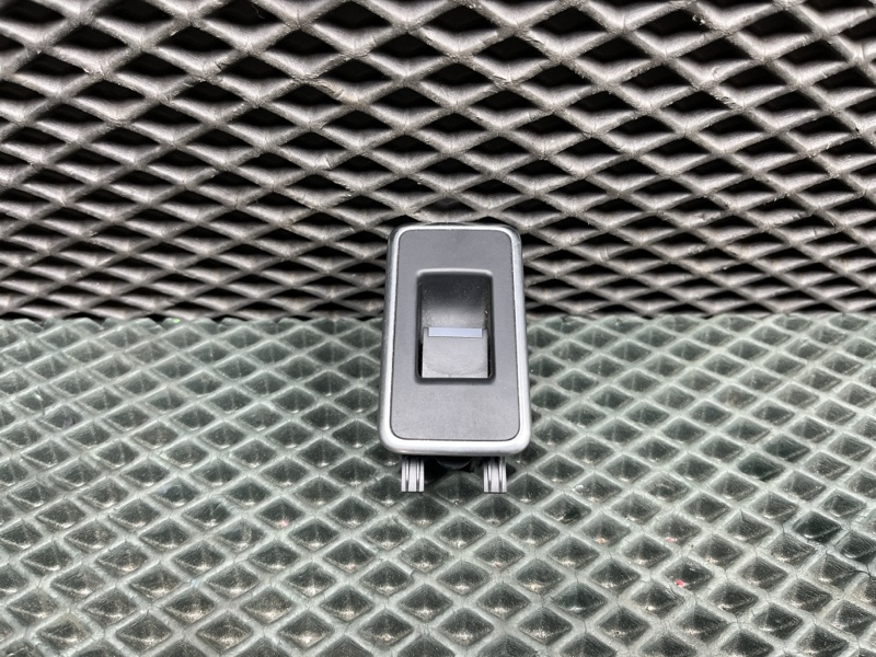 Кнопка стеклоподъемника Land Rover Range Rover (L405, 2019г.)