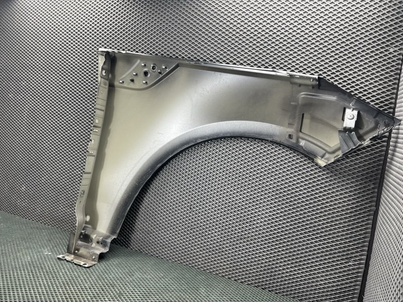 Крыло Land Rover Range Rover Sport (L461, 2025г.)