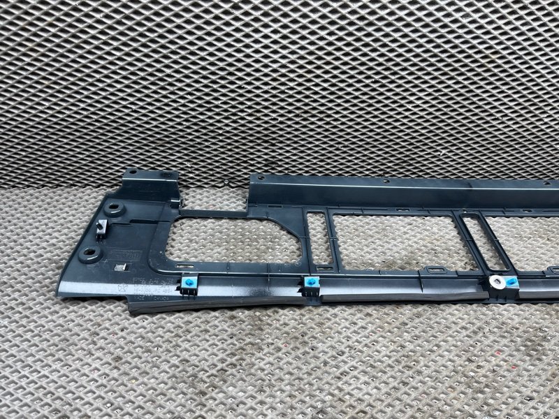 Жабо Jeep Wrangler (JL, 2025г.)