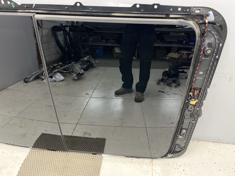 Стекло панорамной крыши Volkswagen Tiguan (MBQ, 2023г.)