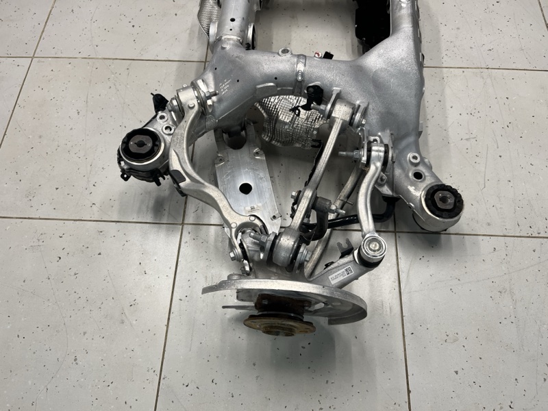 Подрамник в сборе Land Rover Range Rover Sport (L461, 2025г.)