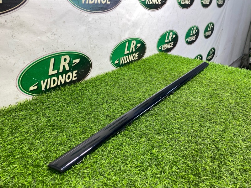 Накладка двери Range Rover Long (L405, 2018г.)