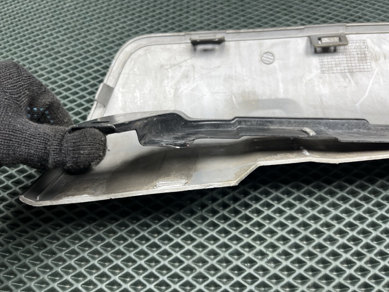 Накладка бампера Land Rover Discovery Sport (L550, 2017г.)
