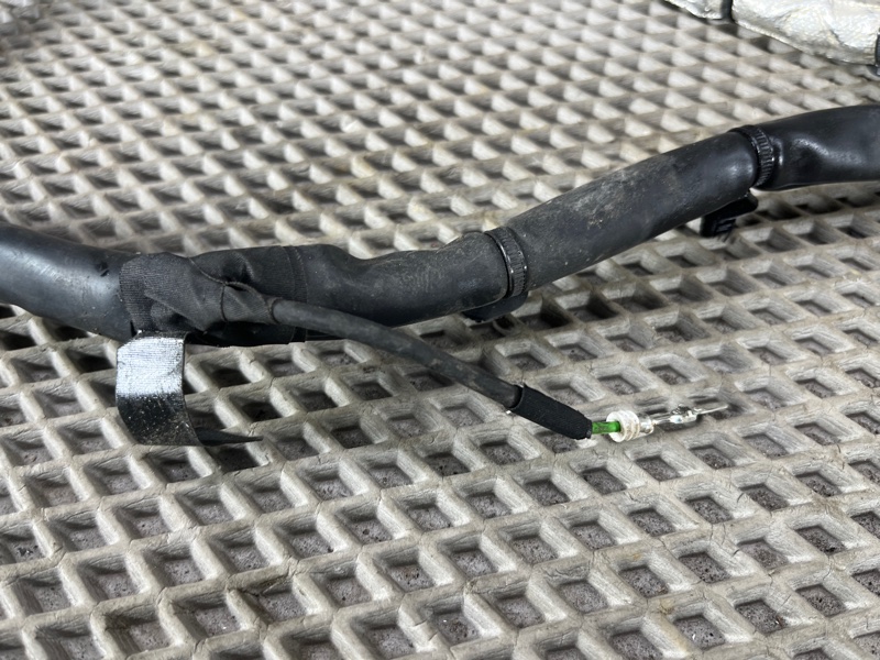 Проводка стартера Land Rover Defender (L663, 2020г.)