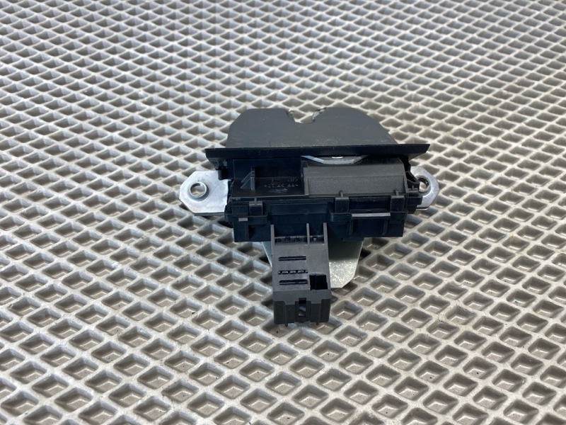 Замок крышки багажника Land Rover Range Rover Evoque (L538, 2013г.)