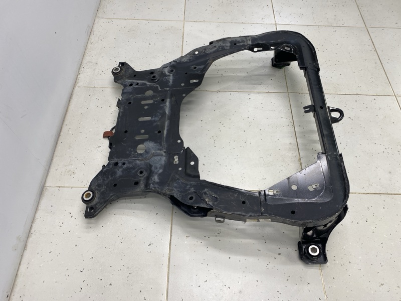 Подрамник Land Rover Discovery Sport (L550, 2016г.)