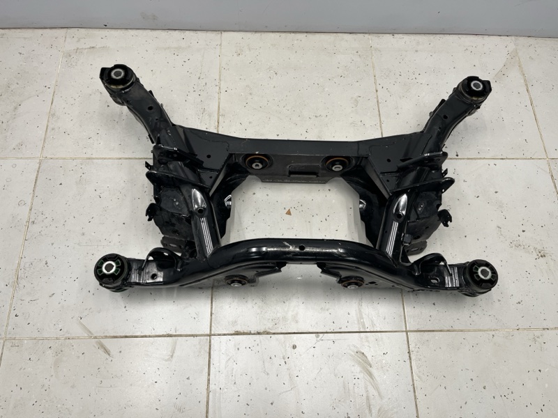 Подрамник Land Rover Discovery Sport (L550, 2018г.)