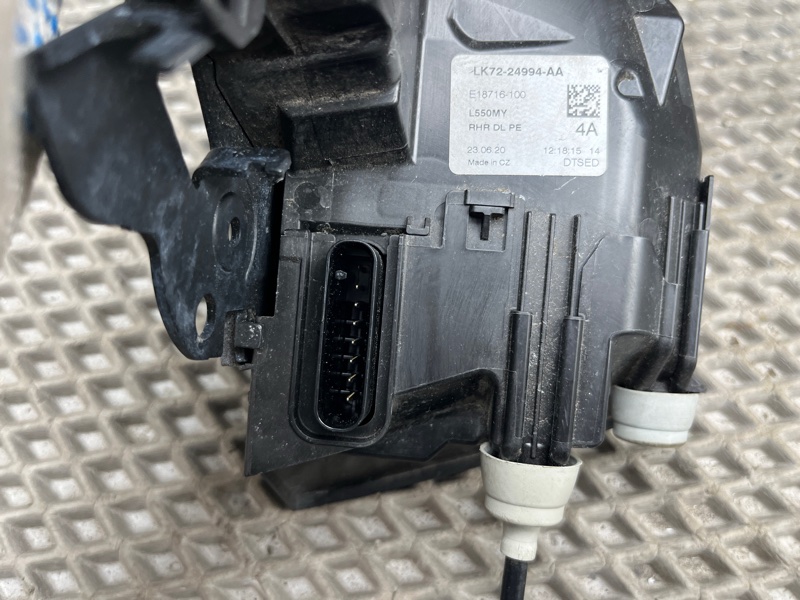 Замок двери Land Rover Discovery Sport (L550, 2020г.)