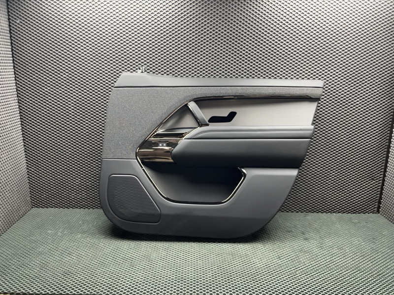 Обивка двери Land Rover Range Rover Sport (L461, 2025г.)
