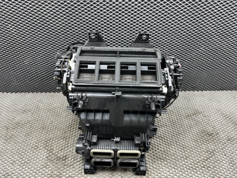 Корпус печки Land Rover Range Rover (L405, 2019г.)