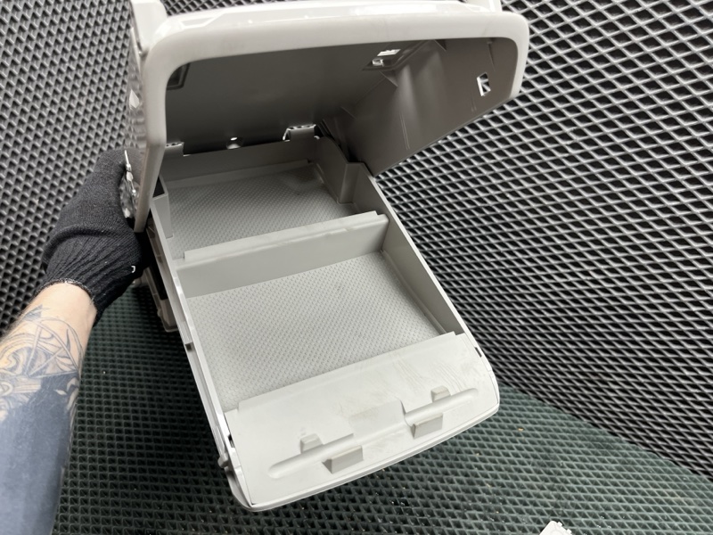 Консоль потолочная Volkswagen Tiguan (AllSpace, 2022г.)