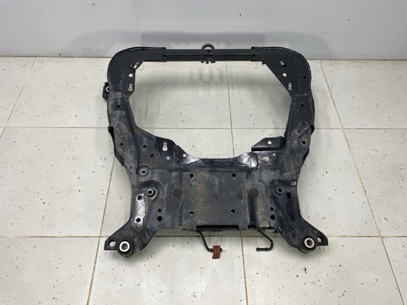 Подрамник Land Rover Discovery Sport (L550, 2016г.)