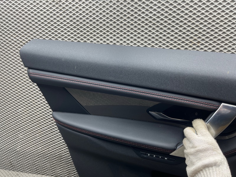 Комплект обивок дверей Land Rover Discovery Sport (L550, 2020г.)
