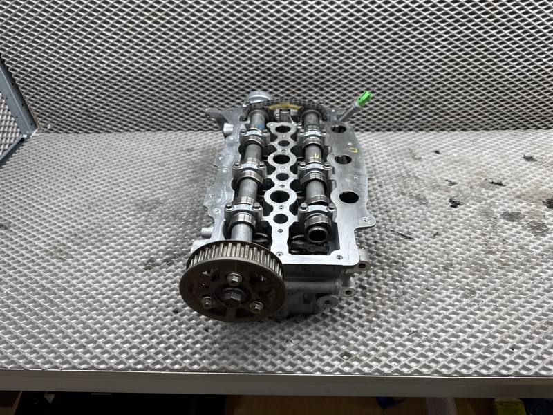 Головка блока цилиндров Land Rover Range Rover Sport (L320, 2012г.)