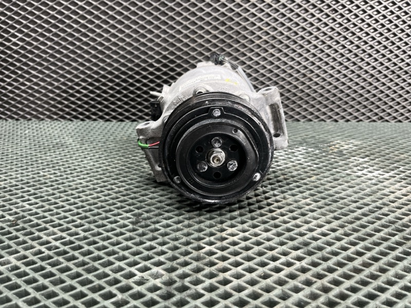 Компрессор кондиционера Land Rover Range Rover Sport (L494, 2015г.)