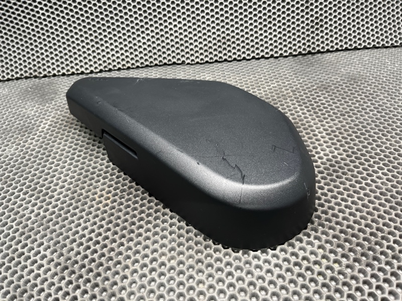 Накладка на сиденье Land Rover Range Rover Sport (L461, 2024г.)