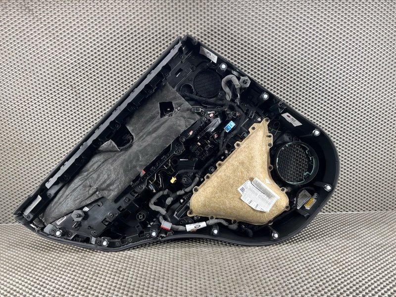 Обшивка двери Land Rover Range Rover Sport (L461, 2024г.)
