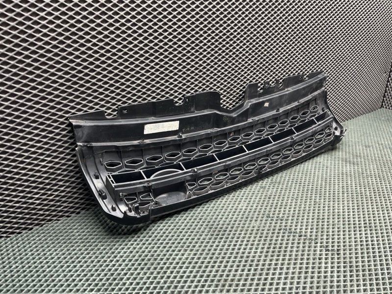 Решетка радиатора Land Rover Range Rover Evoque (L538, 2017г.)