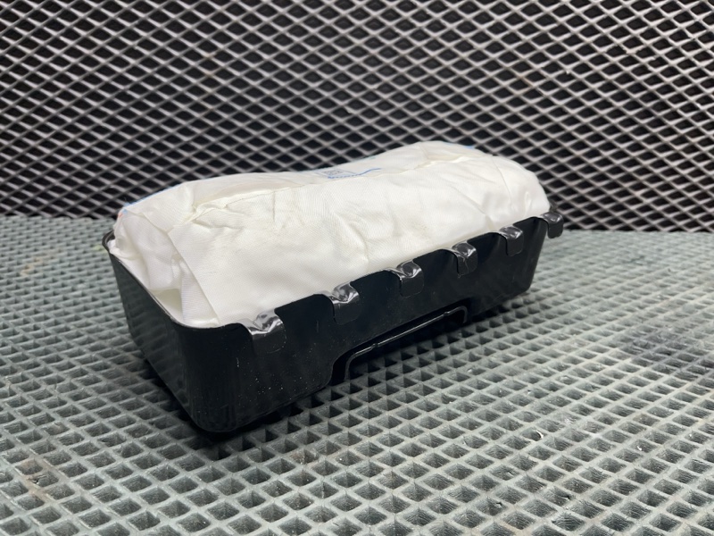 Подушка безопасности пассажира Jeep Wrangler (JL, 2024г.)