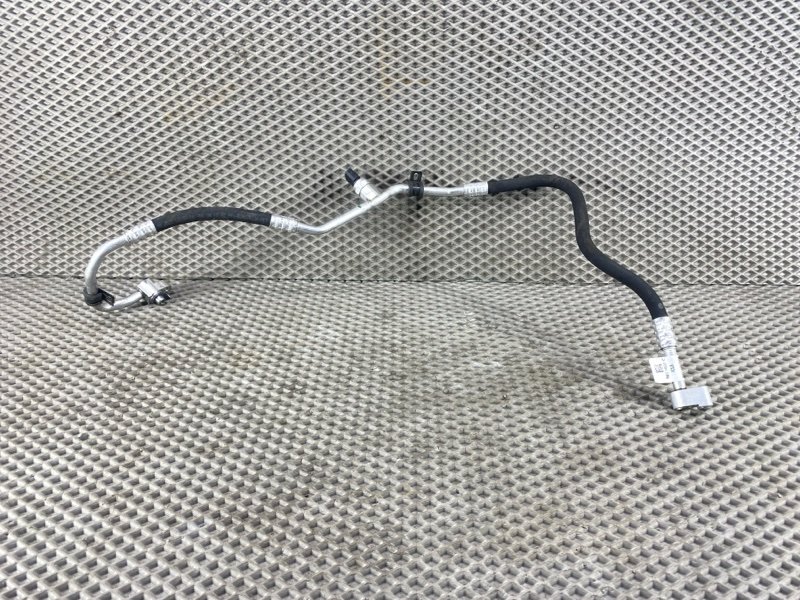 Трубка кондиционера Land Rover Range Rover Sport (L461, 2024г.)