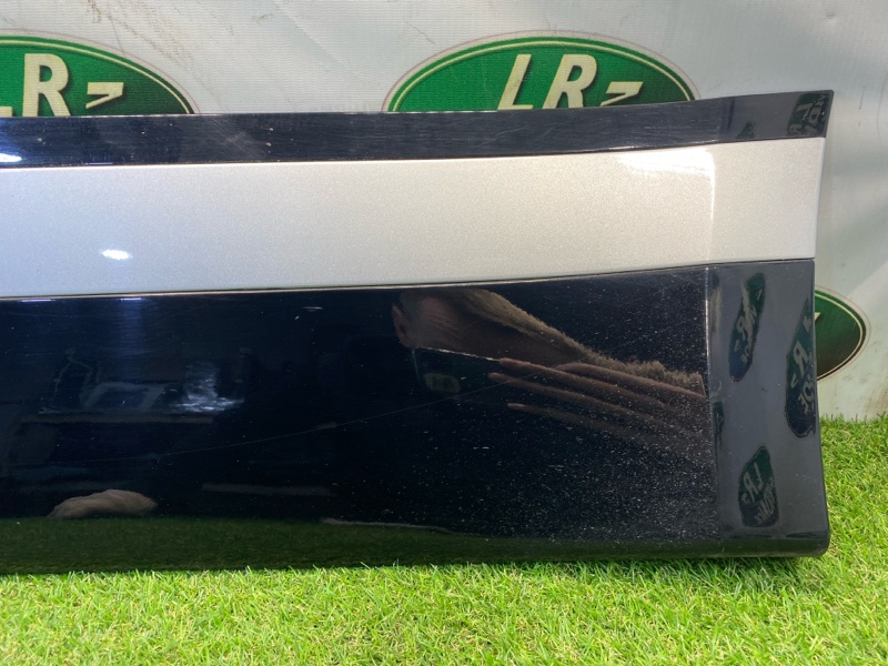 Молдинг двери Land Rover Range Rover Velar (L560, 2018г.)