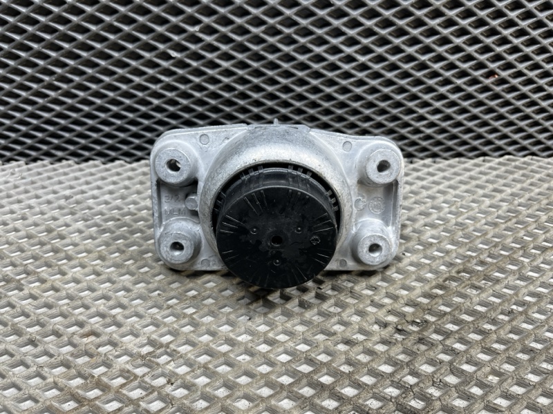 Опора двигателя Land Rover Range Rover (L405, 2019г.)
