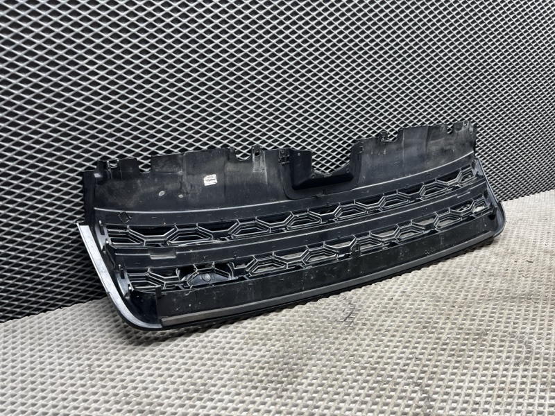 Решетка радиатора Land Rover Discovery Sport (L550, 2018г.)