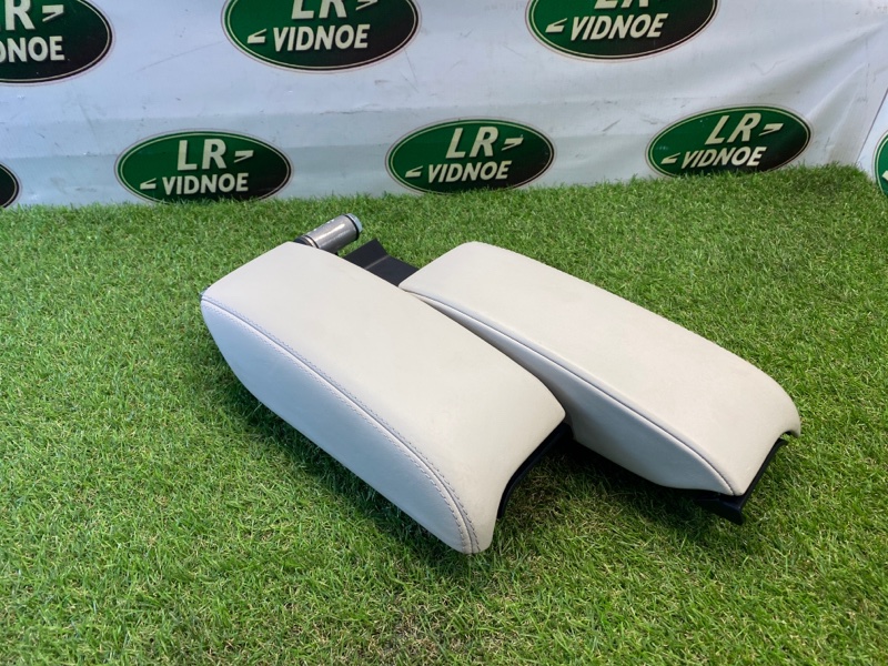 Центральный подлокотник Land Rover Range Rover Velar (L560, 2018г.)