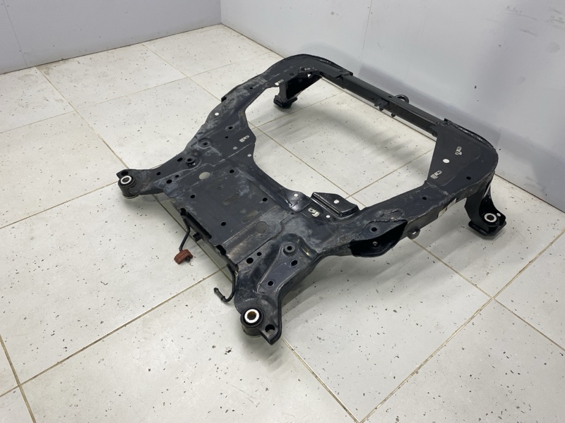 Подрамник Land Rover Discovery Sport (L550, 2016г.)