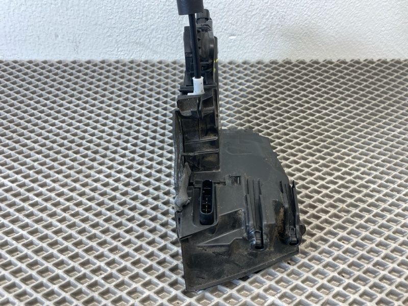Замок двери Land Rover Range Rover Sport (L494, 2015г.)