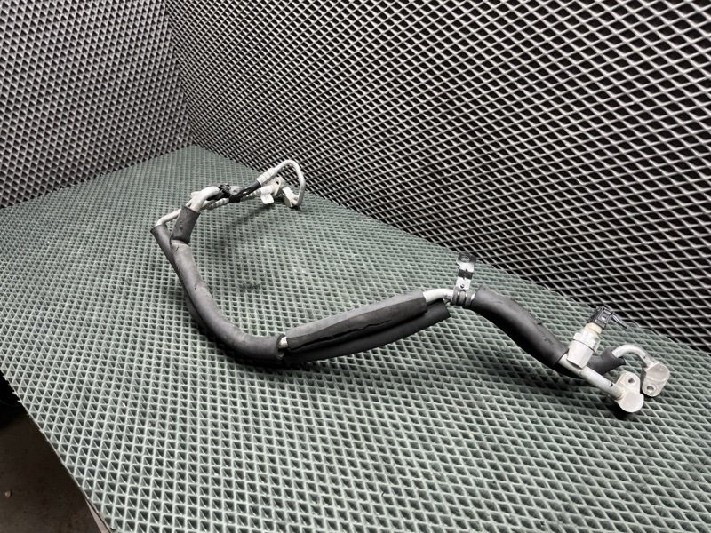 Трубка кондиционера Land Rover Range Rover Sport (L461, 2025г.)
