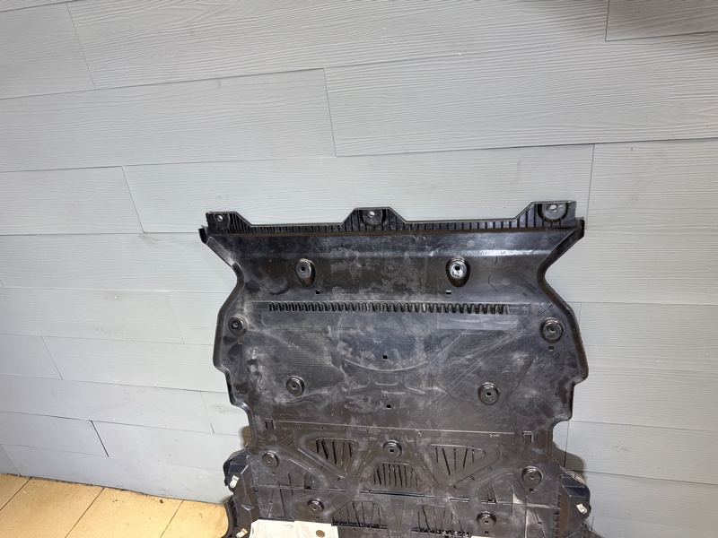 Защита днища кузова Land Rover Range Rover Sport (L461, 2024г.)