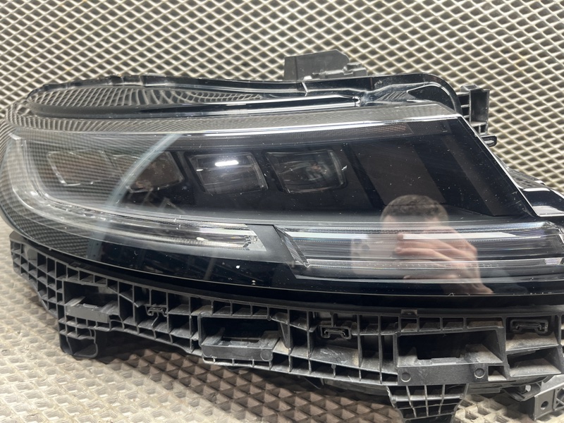 Фара светодиодная Land Rover Range Rover Sport (L461, 2023г.)