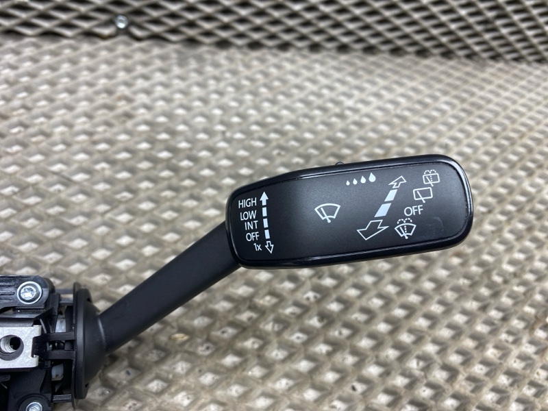 Переключатель подрулевой (стрекоза) Volkswagen Tiguan (MBQ, 2023г.)
