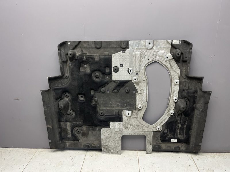 Защитный пластик днища Land Rover Range Rover Sport (L461, 2025г.)