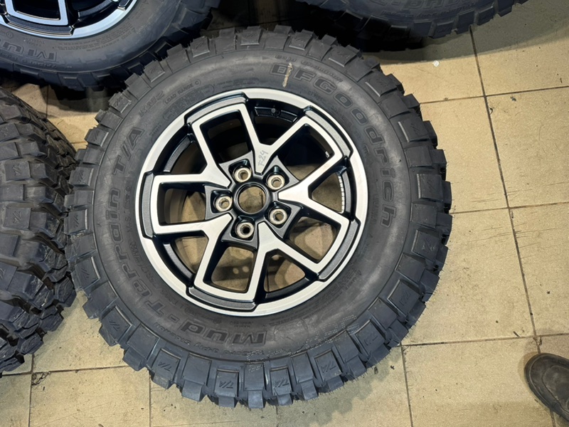 Комплект колес Jeep Wrangler (JL, 2025г.)