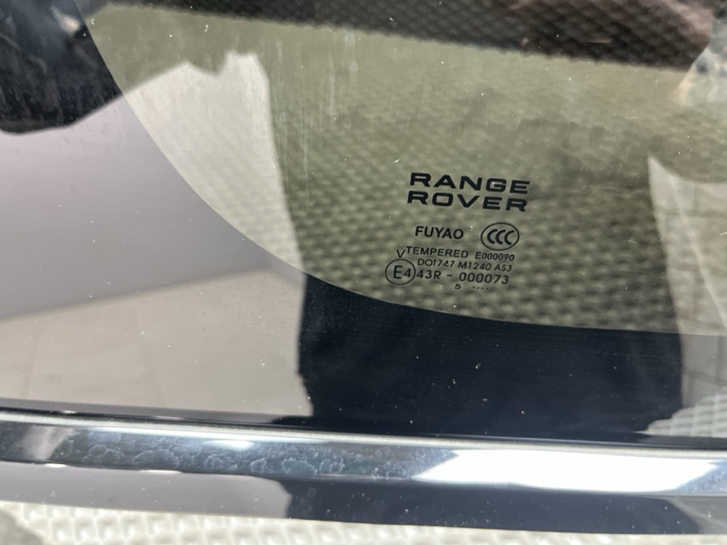 Стекло кузовное Land Rover Range Rover (L405, 2016г.)